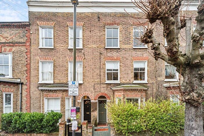 4 Bedroom Terraced House To Rent In Tabor Grove, London, SW19