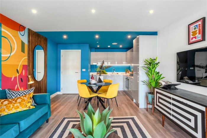 2 Bedroom Apartment For Sale In Timberworks, Cromwell Rd, CB1