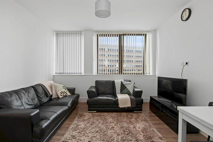 2 Bedroom Flat To Rent In Eleanor Cross Road, Waltham Cross, EN8