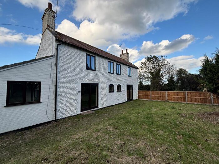 1 Bedroom Apartment To Rent In Pollard Street, Bacton, NR12