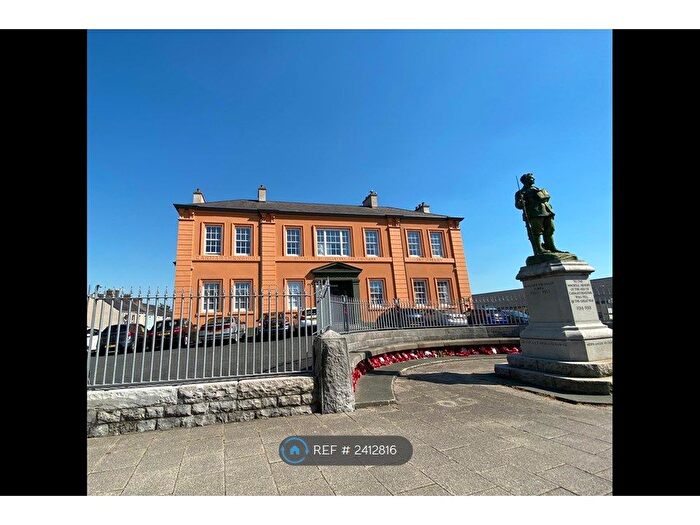 1 Bedroom Flat To Rent In Plas Y Milwr, Carmarthen, SA31