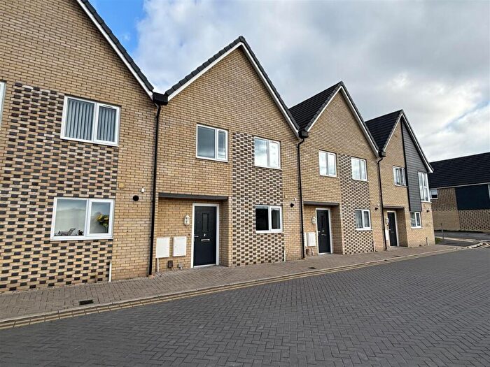 2 Bedroom Terraced House To Rent In Bakers Crescent, Ipswich, IP1