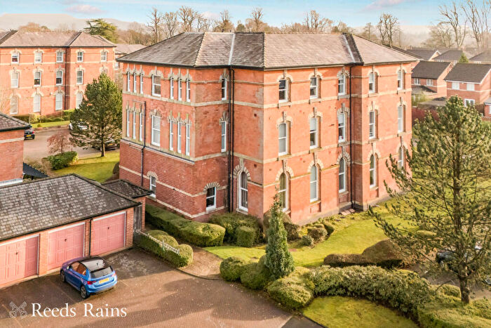 2 Bedroom Apartment For Sale In Sandringham House, Kensington Square, Macclesfield, Cheshire, SK10