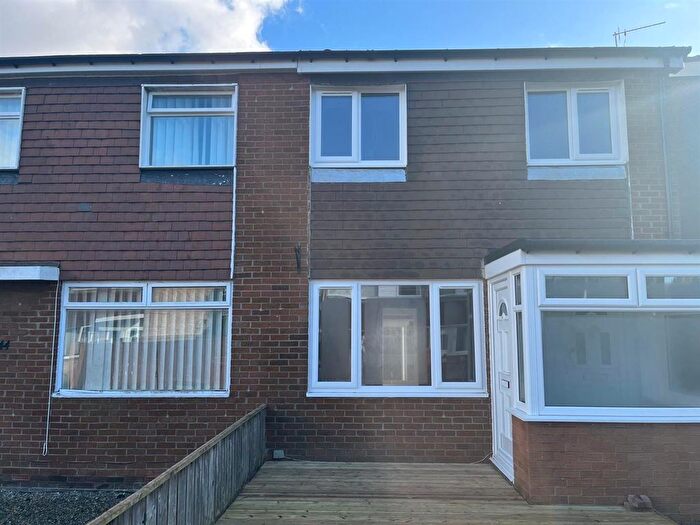 3 Bedroom Property To Rent In Marlborough Court, Kingston Park, Newcastle Upon Tyne, NE3