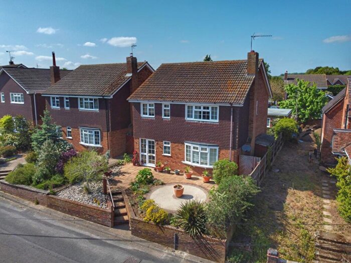 4 Bedroom Detached House For Sale In George Street, Maulden, Bedfordshire, MK45