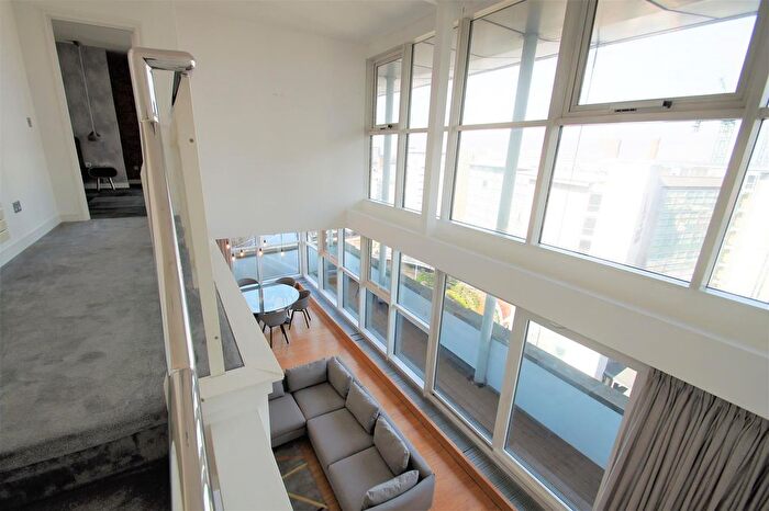 3 Bedroom Flat To Rent In St. Marys Parsonage, Manchester, M3