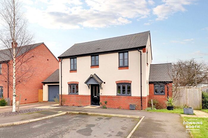 3 Bedroom Detached House For Sale In Kilby Avenue, Lichfield, WS13