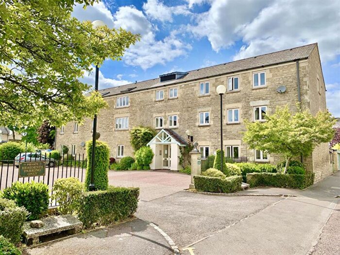 2 Bedroom Flat For Sale In Tower Street, Cirencester, GL7