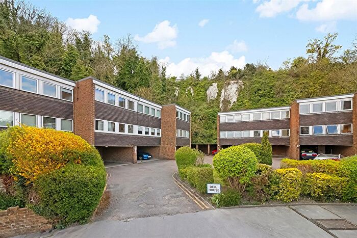 1 Bedroom Flat For Sale In Dell House, Biddulph Road, South Croydon, CR2