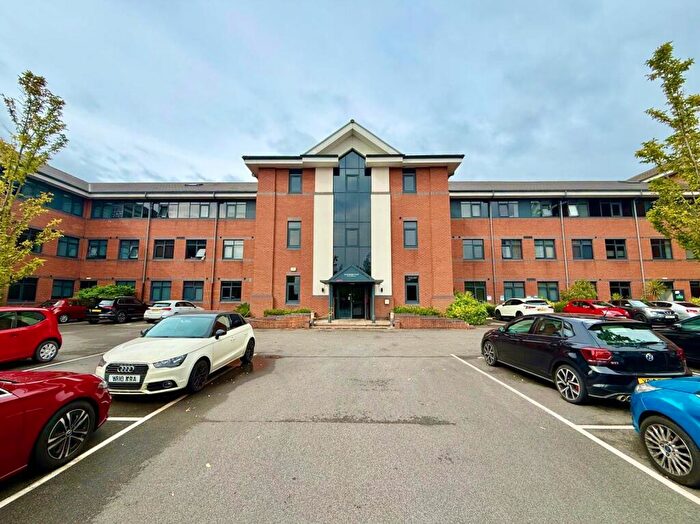 2 Bedroom Flat To Rent In Greenleigh Court, Dawsons Square, Pudsey, West Yorkshire, LS28