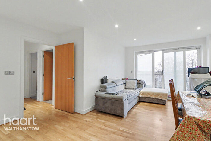 2 Bedroom Apartment For Sale In Thomas Jacomb Place, Walthamstow, E17