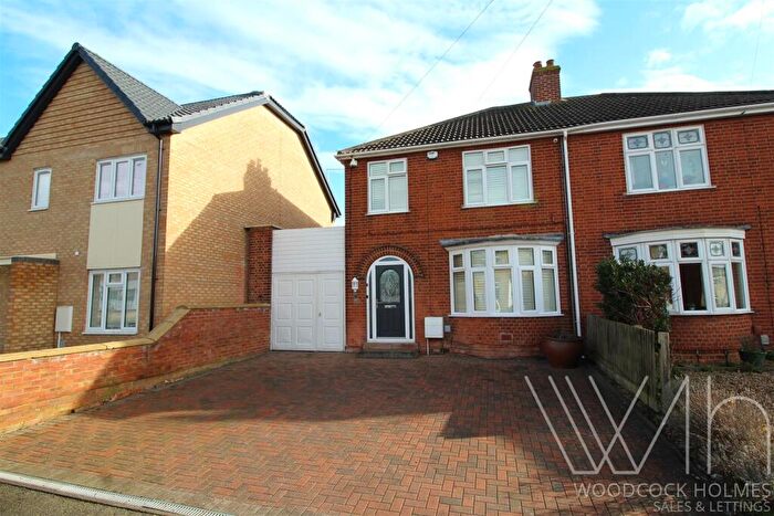 3 Bedroom Semi-Detached House For Sale In South Street, Stanground, Peterborough, PE2