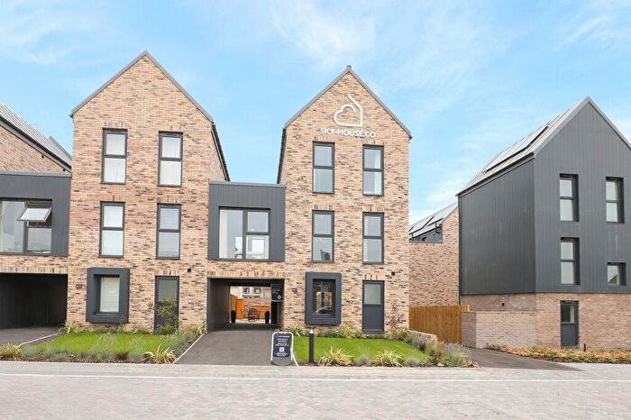 4 Bedroom Town House For Sale In Mildred - Waverley Central Phase Ii, Waverley, S60