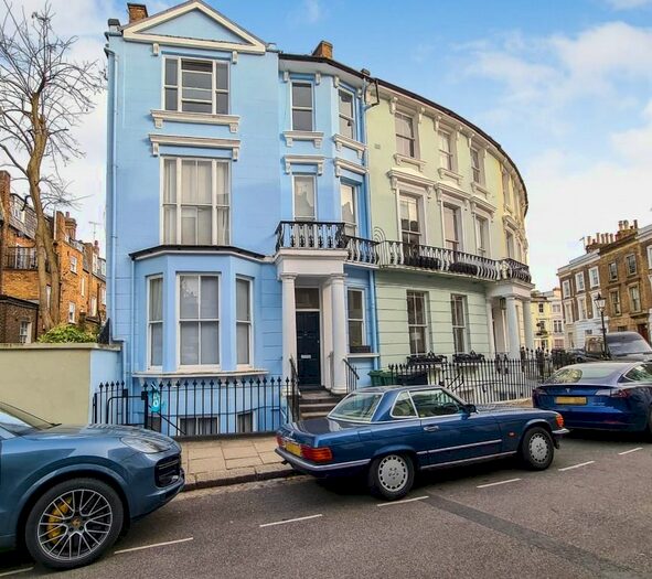 1 Bedroom Flat To Rent In Chalcot Crescent, Primrose Hill, London, NW1
