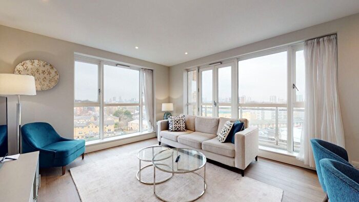 2 Bedroom Flat To Rent In Westferry Circus, London, E14
