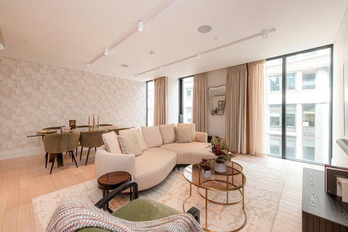 3 Bedroom Flat To Rent In Cork Street, Mayfair, London, W1S