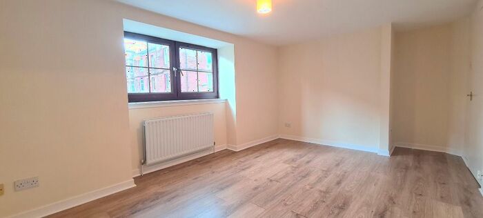 2 Bedroom Flat To Rent In Deanston Drive, Shawlands, Glasgow, G41