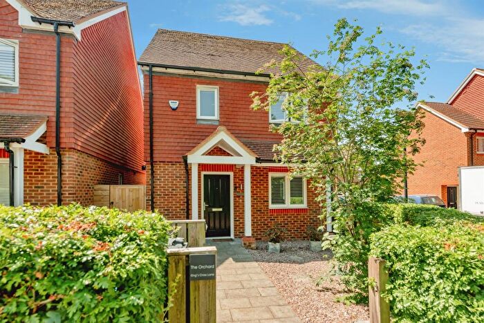 4 Bedroom Detached House For Sale In Kings Cross Lane, South Nutfield, Redhill, RH1