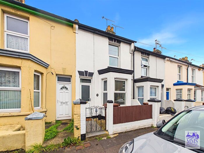 2 Bedroom Terraced House For Sale In King Edward Road, Gillingham, ME7