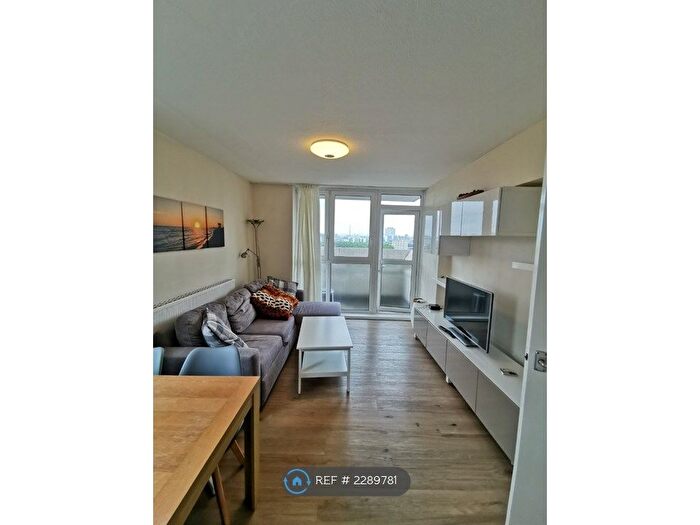 1 Bedroom Flat To Rent In Godfrey House, London, EC1V