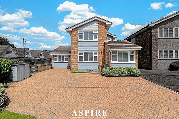 4 Bedroom Detached House For Sale In Cheapside West, Rayleigh, SS6