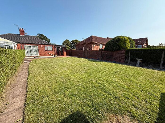 2 Bedroom Semi-Detached Bungalow For Sale In Cellarhead Road, Werrington, Stoke On Trent, ST9