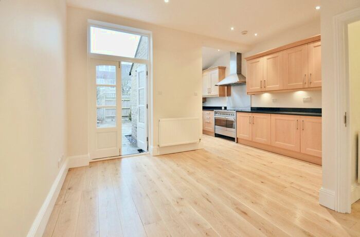 3 Bedroom Terraced House To Rent In Brookfield Road, Chiswick, W4