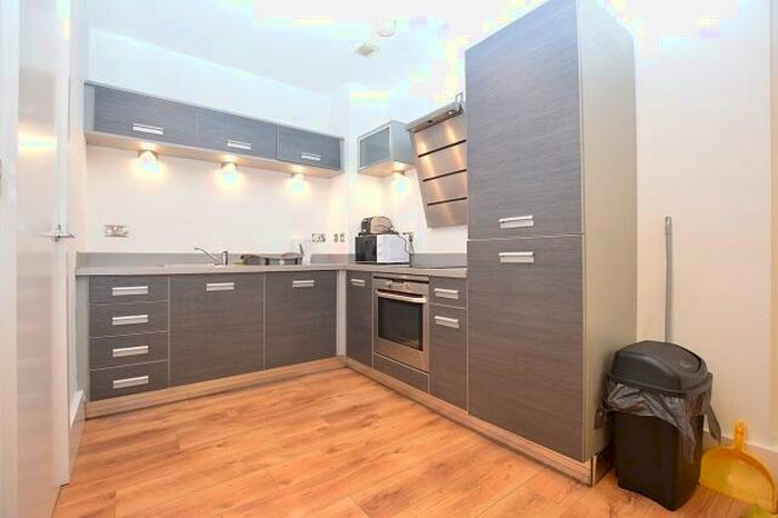 2 Bedroom Apartment To Rent In Bow House, Holly Street, Sheffield, S1