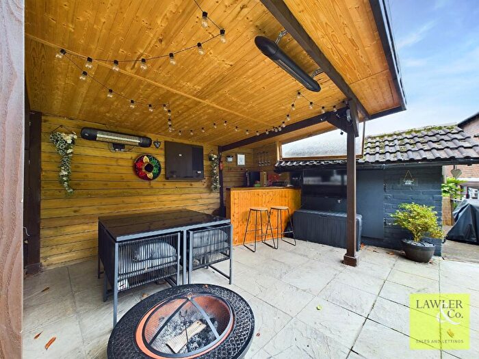 3 Bedroom Semi-Detached House For Sale In Windsor Drive, Bredbury, Stockport, Cheshire, SK6