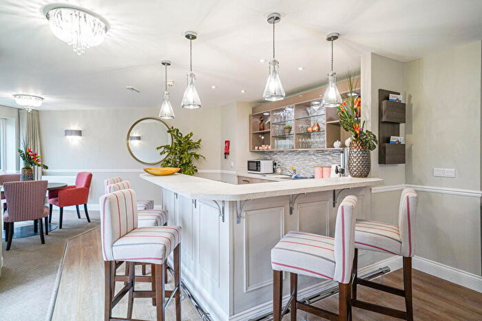 1 Bedroom Retirement Property For Sale In Apartment, Bower Lodge, Shirley, B90