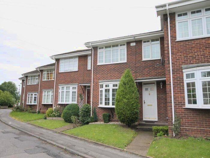 3 Bedroom Terraced House To Rent In Wrythe Green, Carshalton, SM5