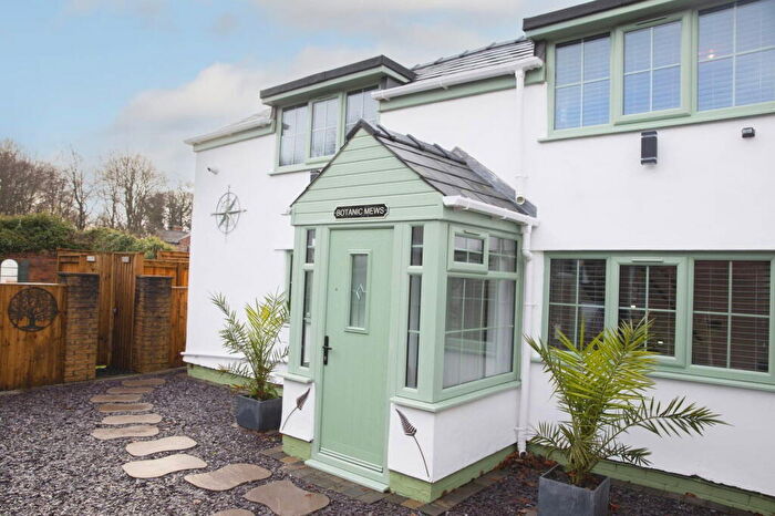 2 Bedroom Cottage To Rent In Open Golf - Churchtown, PR9
