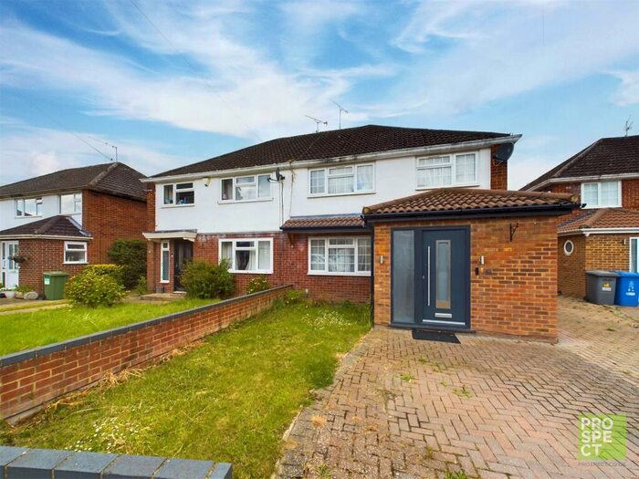 3 Bedroom Semi-Detached House To Rent In Ray Lea Close, Maidenhead, Berkshire, SL6