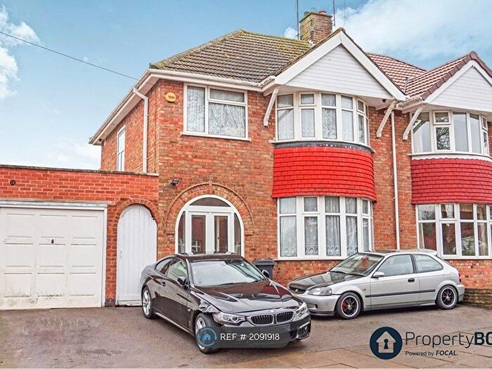 3 Bedroom Semi-Detached House To Rent In Earlswood Road, Leicester, LE5