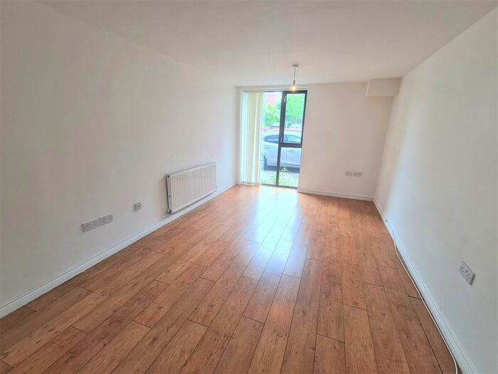 2 Bedroom To Rent In New Street, Parkfields, Wolverhampton