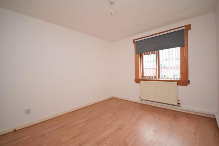 1 Bedroom Flat For Sale In Craigburn Street, Hamilton, ML3