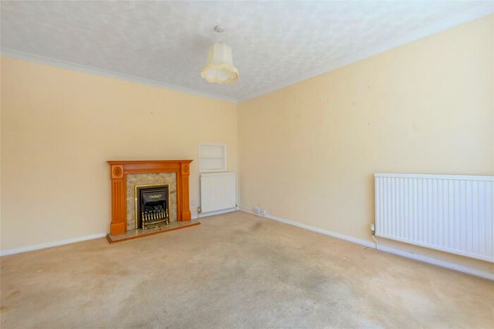 2 Bedroom Bungalow For Sale In Parkway, Woburn Sands, Milton Keynes, Buckinghamshire, MK17