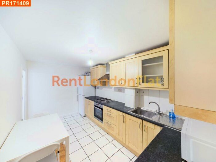 4 Bedroom Flat To Rent In Unique Bed Flat In Shadwell, E1