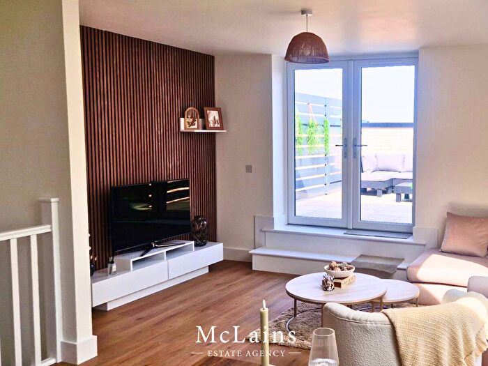 2 Bedroom Flat To Rent In -Bed Flat On Seymour Ave, Luton, Bedfordshire, LU1