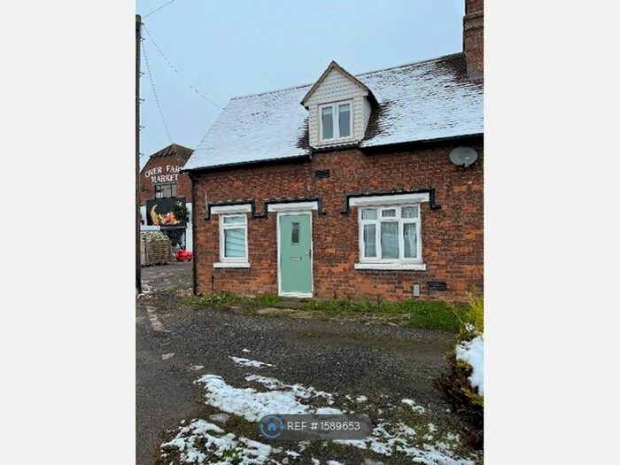 4 Bedroom Semi-Detached House To Rent In Over, Gloucester, GL2