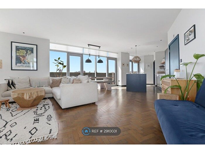 2 Bedroom Flat To Rent In Wick Lane, London, E3