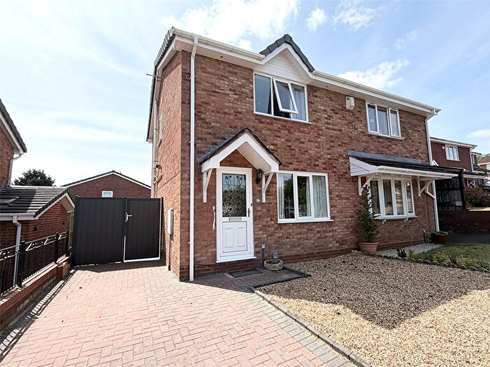 3 Bedroom Semi Detached House For Sale In Gittens Drive, Telford, Shropshire, TF4