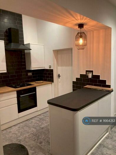 3 Bedroom End Of Terrace House To Rent In Douglas Road, Sutton-In-Ashfield, NG17