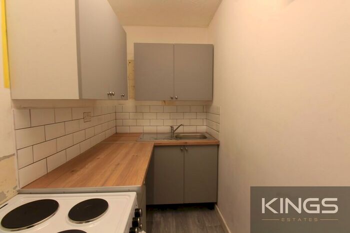 Studio To Rent In Alma Road, Southampton, SO14