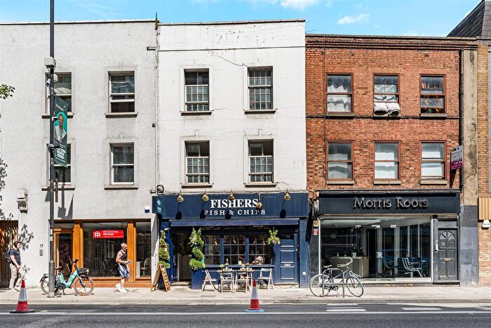 3 Bedroom Flat To Rent In Fulham High Street, Fulham, SW6