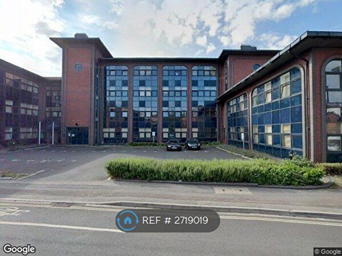 2 Bedroom Flat To Rent In Millbrook Road East, Southampton, SO15