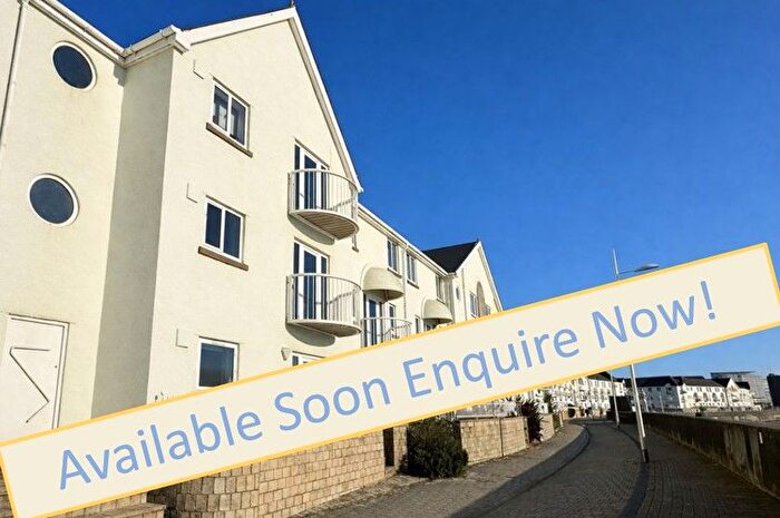 2 Bedroom Flat To Rent In Camona Drive, Swansea, SA1