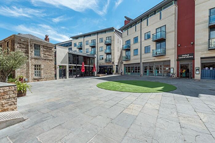 2 Bedroom Apartment To Rent In Oxford Castle, Oxford, OX1