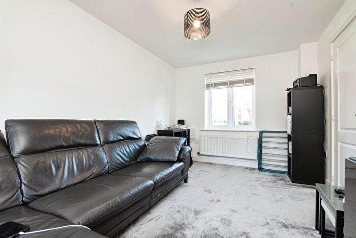 2 Bedroom Semi-Detached House For Sale In Pemberton Road, West Bromwich, B70