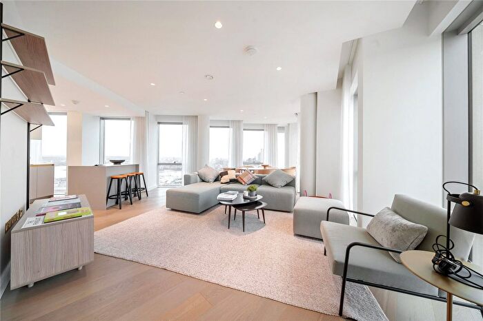 3 Bedroom Flat For Sale In Greenwich Peninsula, Peninsula Riverfront, London, SE10